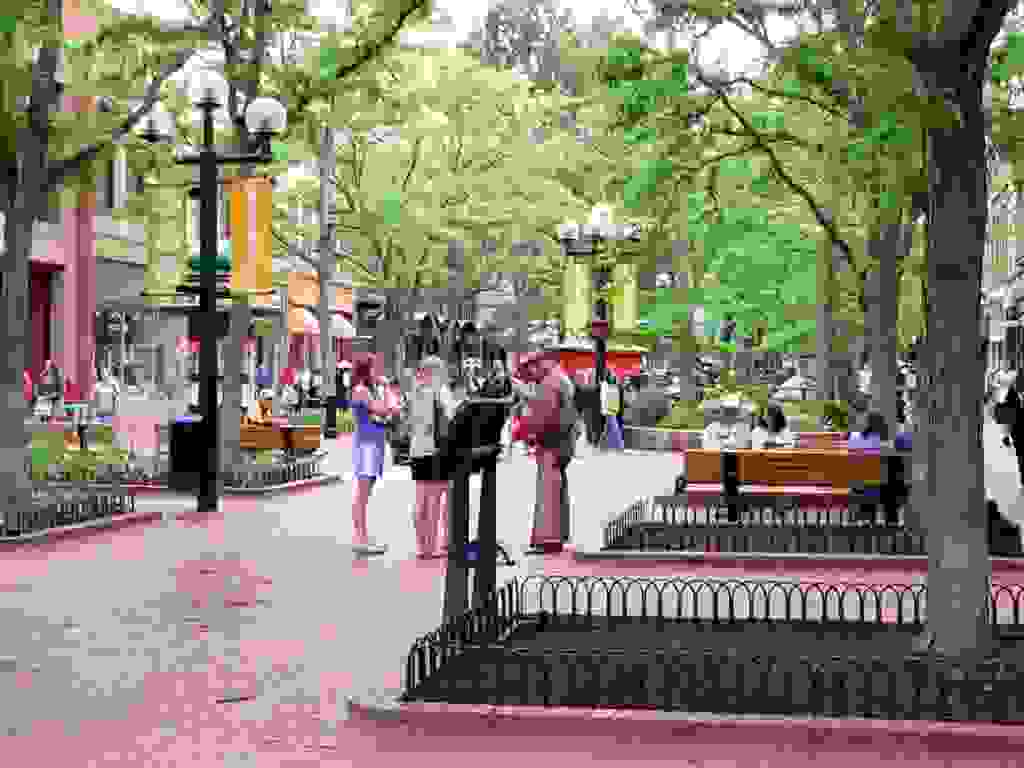 IMAGE OF BOULDER