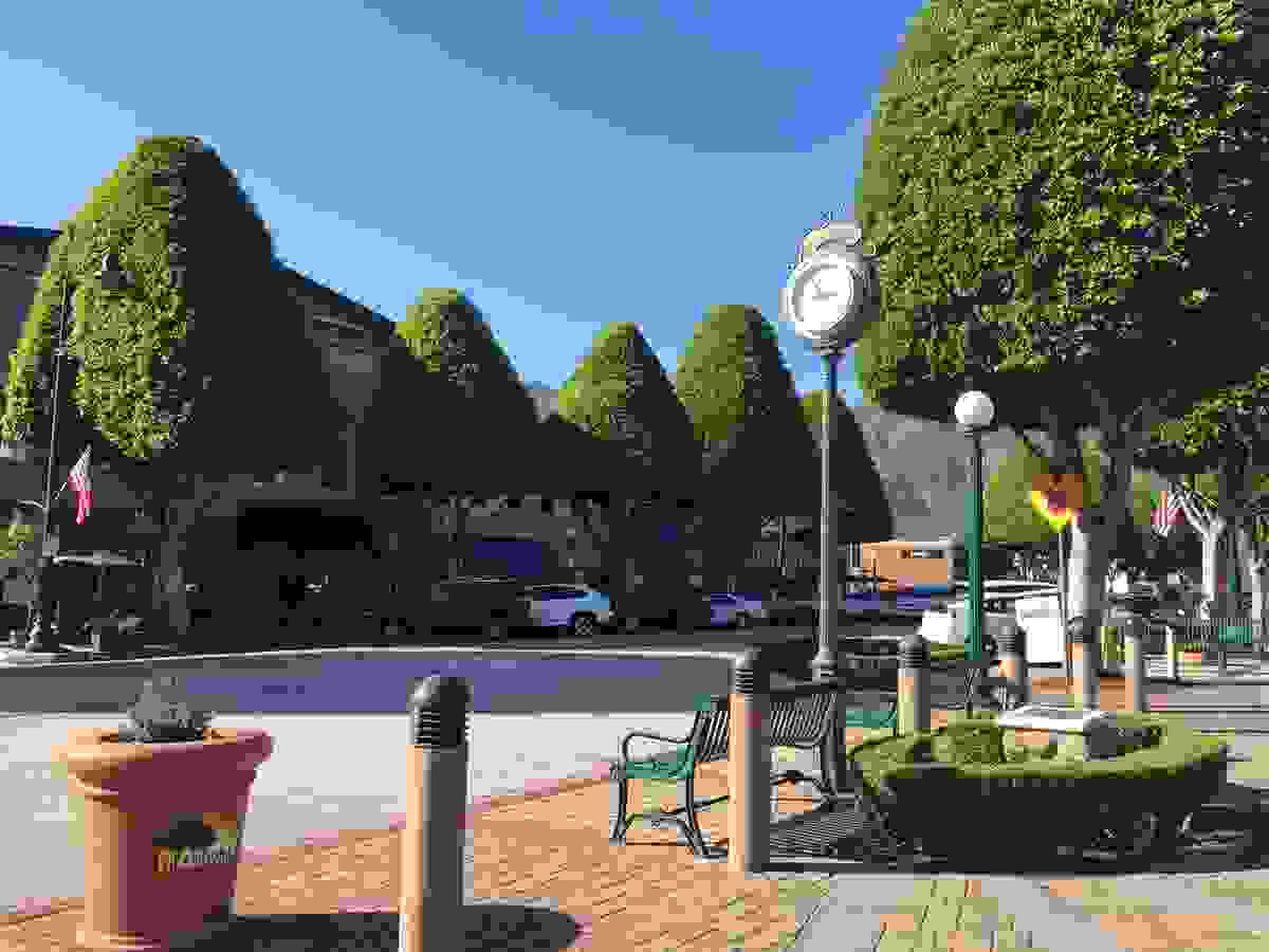 IMAGE OF GLENDORA
