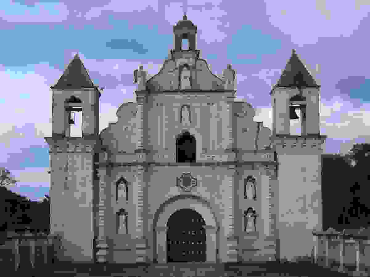 IMAGE OF GRACIAS