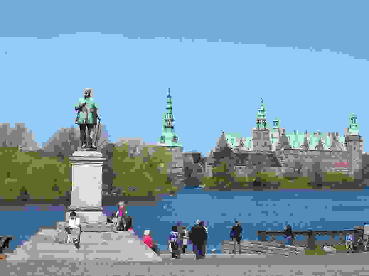 IMAGE OF HILLERØD