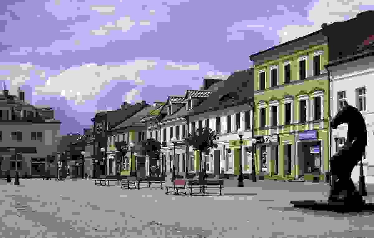 IMAGE OF KONIN