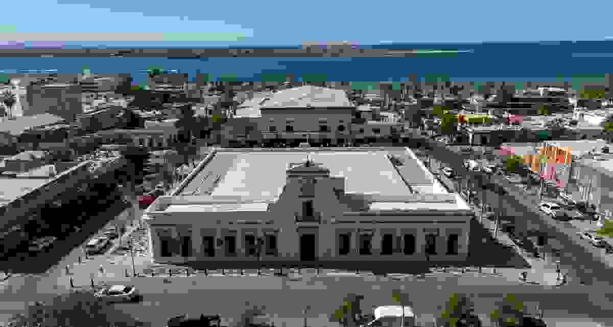 IMAGE OF LA PAZ
