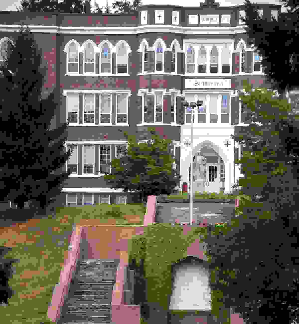 IMAGE OF LACEY
