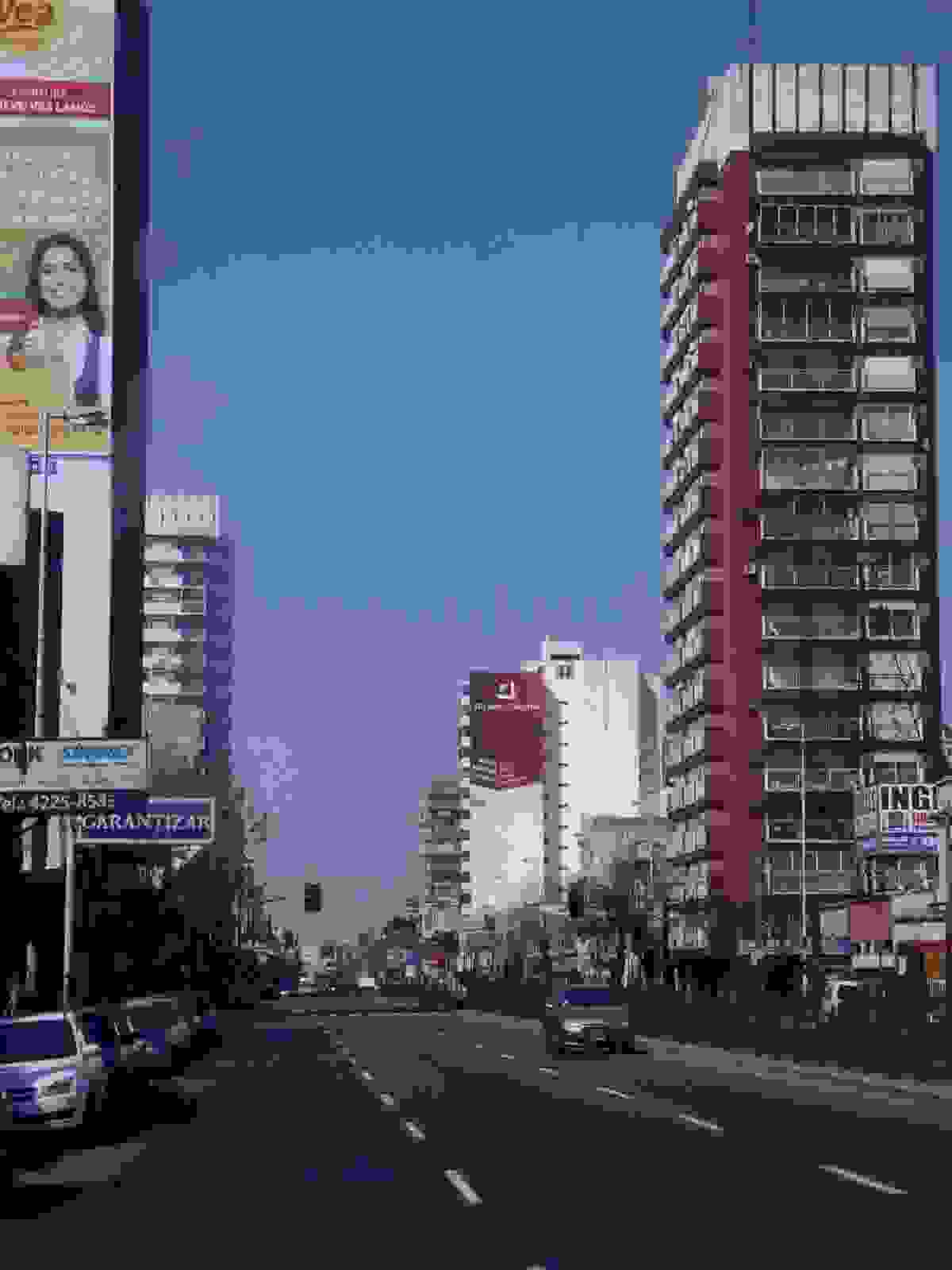 IMAGE OF LANÚS