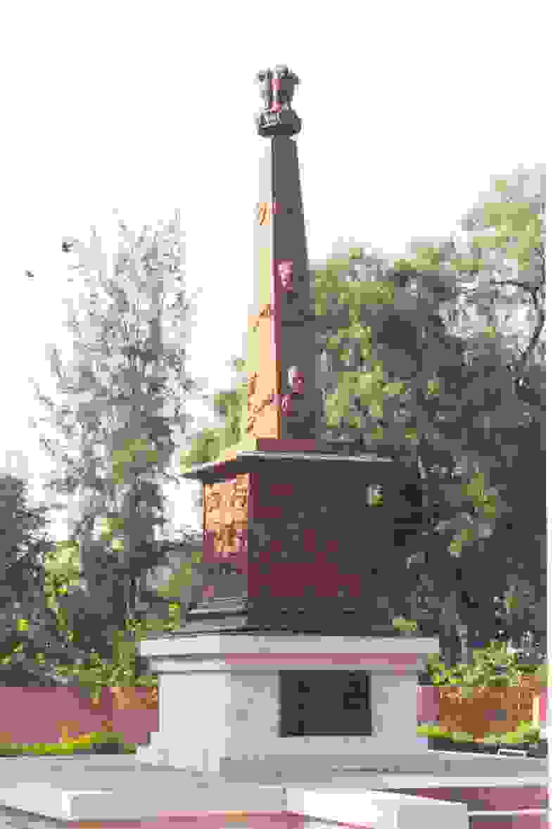 IMAGE OF LATUR