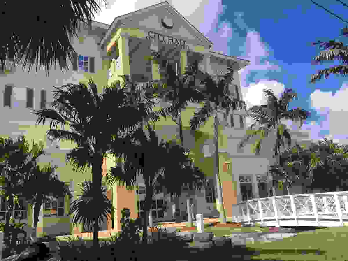 IMAGE OF LAUDERHILL