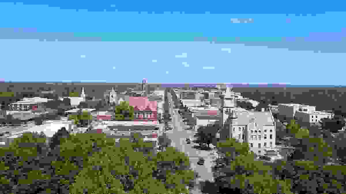 IMAGE OF LAWRENCE, KS