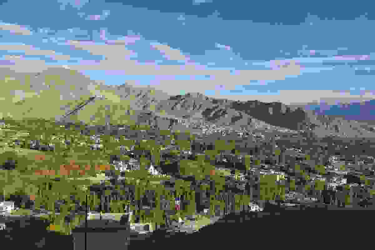 IMAGE OF LEH