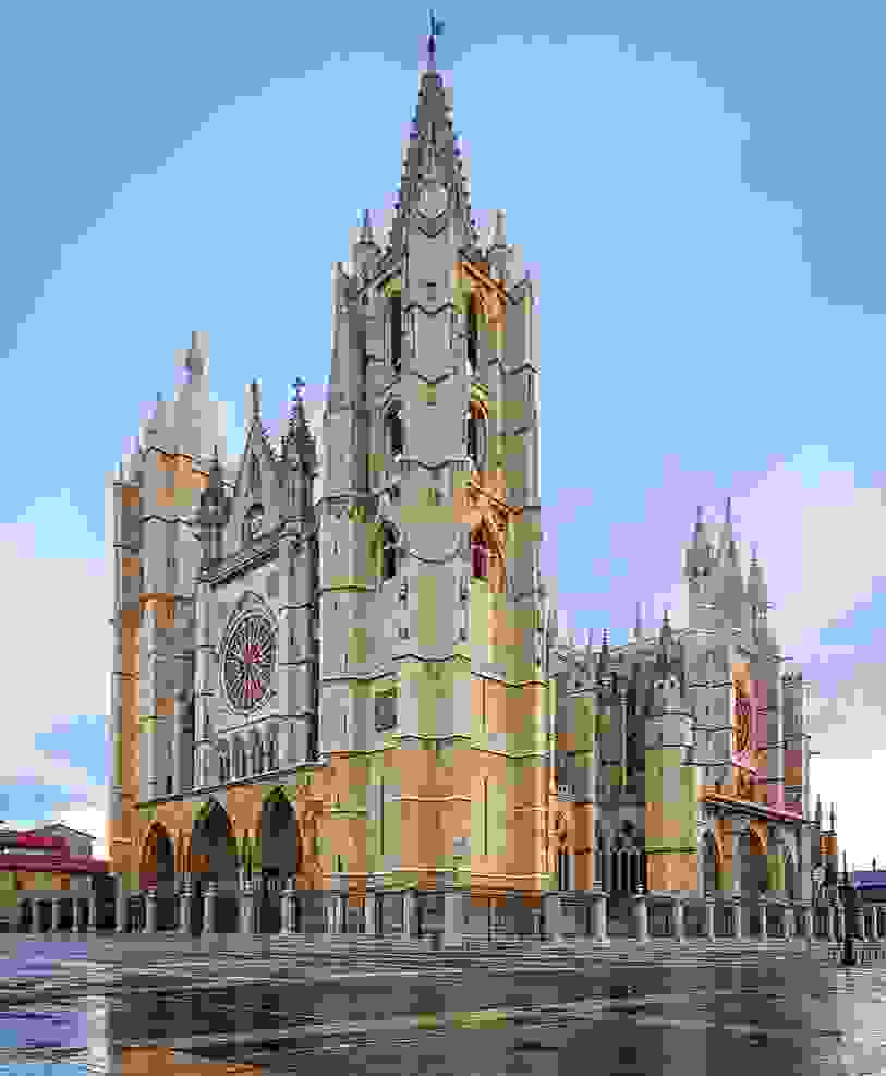 IMAGE OF LEÓN