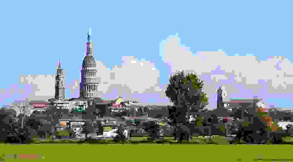 IMAGE OF NOVARA