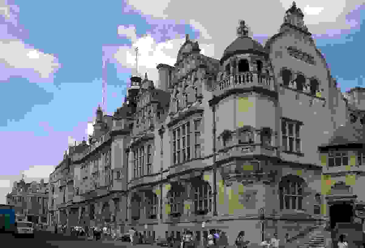 IMAGE OF OXFORD