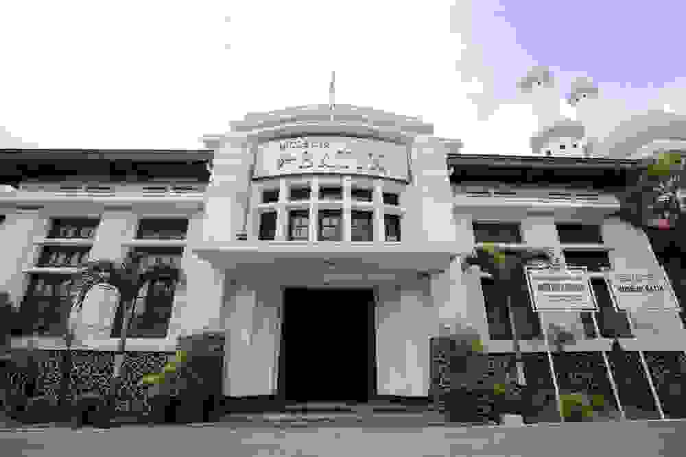 IMAGE OF PEKALONGAN