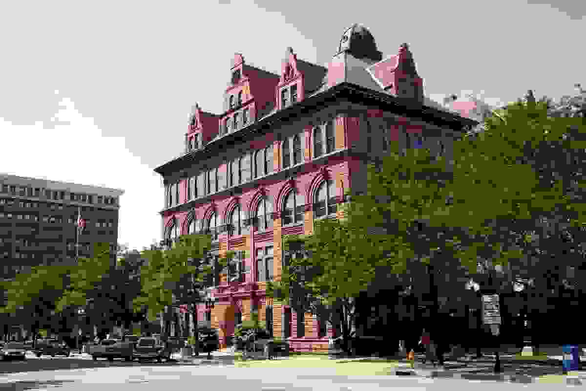 IMAGE OF PEORIA, IL