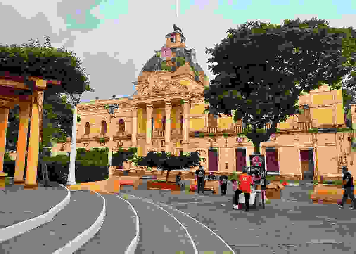 IMAGE OF RETALHULEU