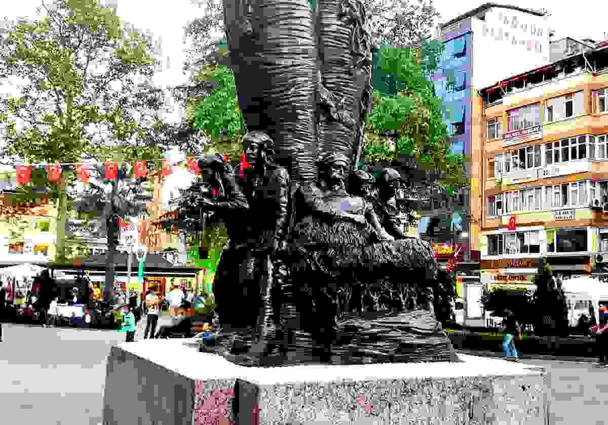 IMAGE OF RIZE