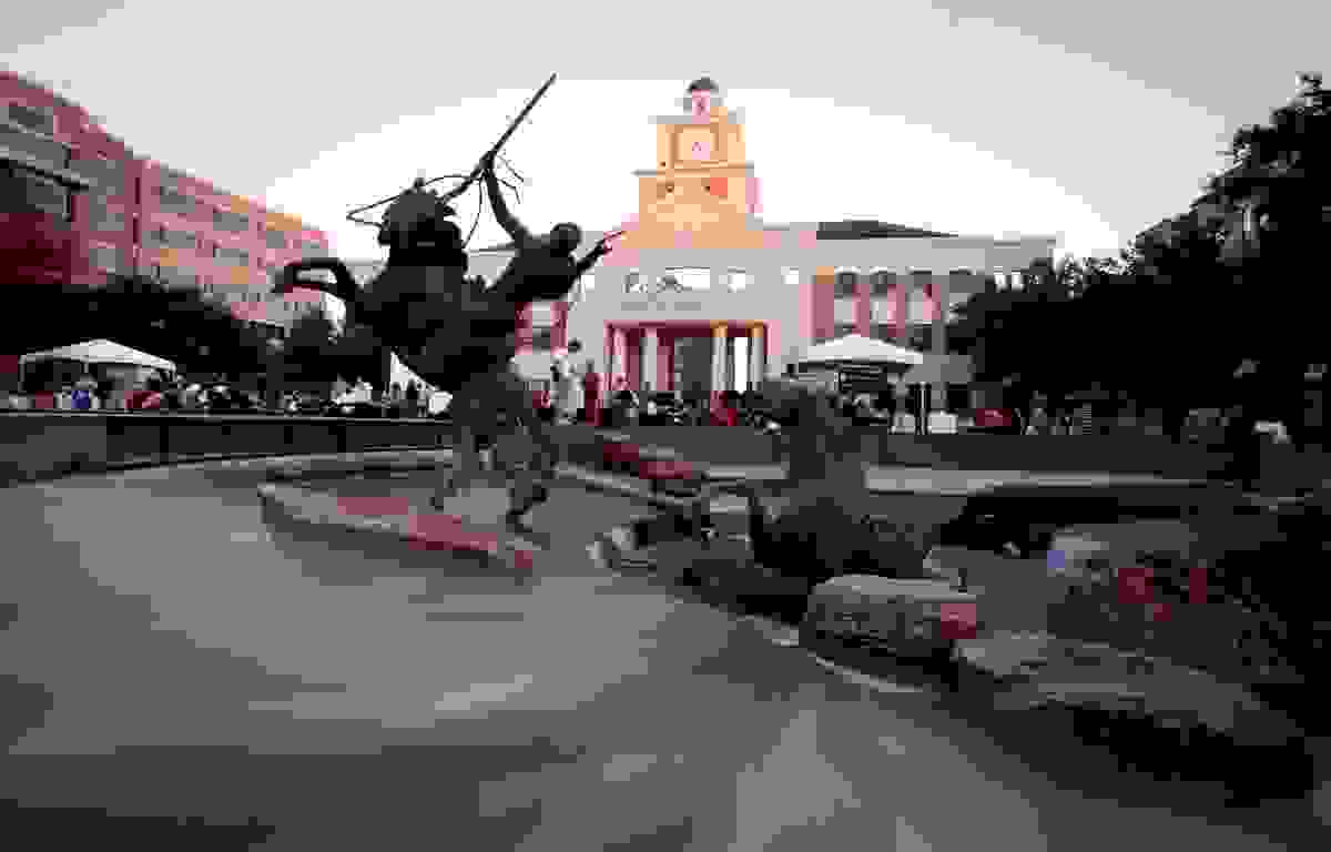 IMAGE OF SUGAR LAND