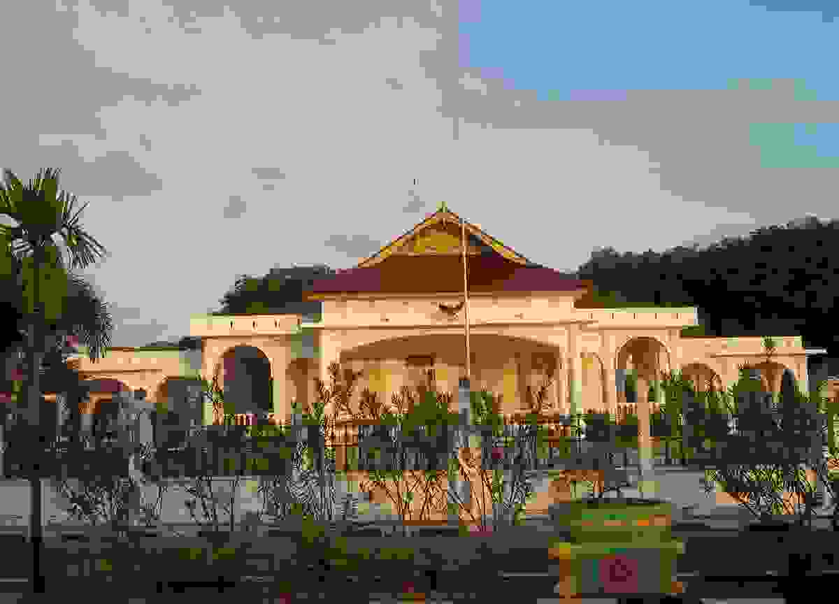 IMAGE OF TANJUNGPINANG