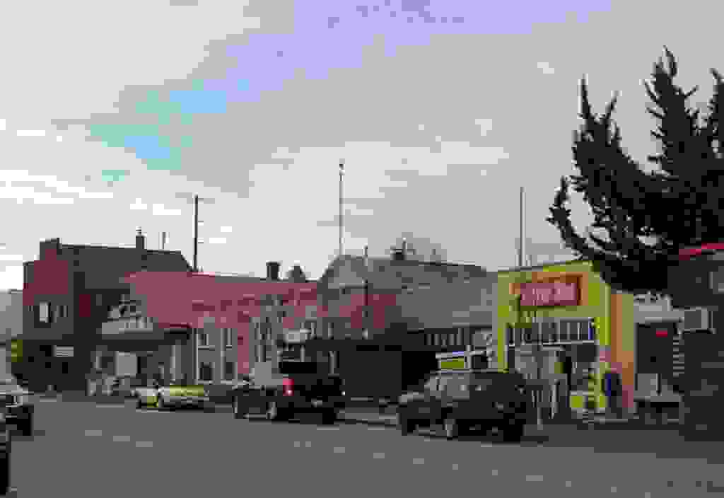 IMAGE OF TIGARD