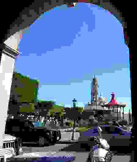 IMAGE OF URIANGATO